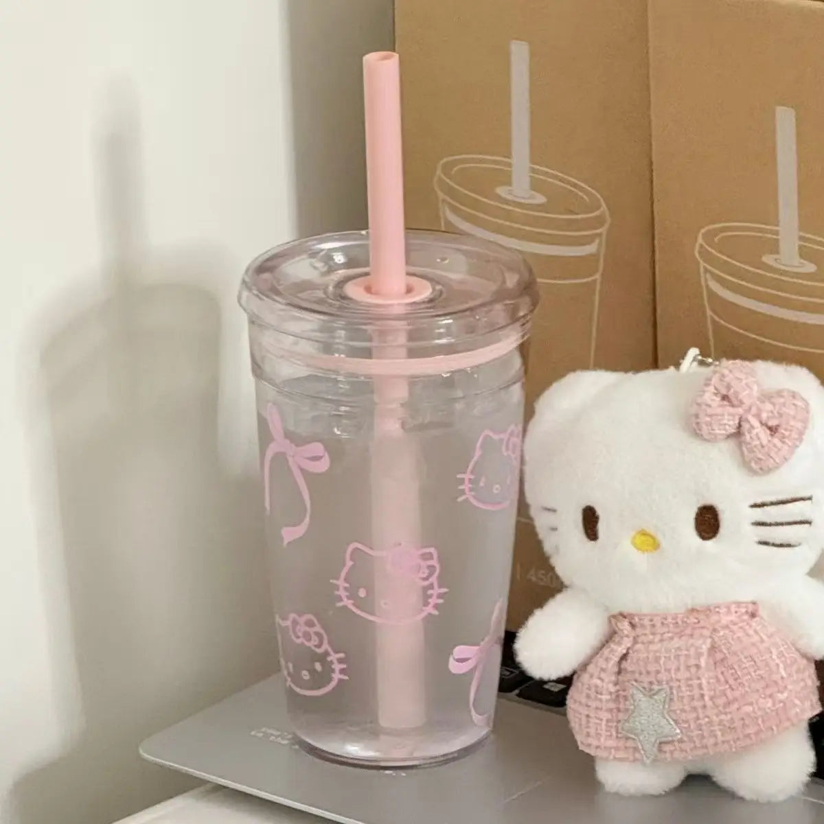 Hello Kitty Large Straw Cup
